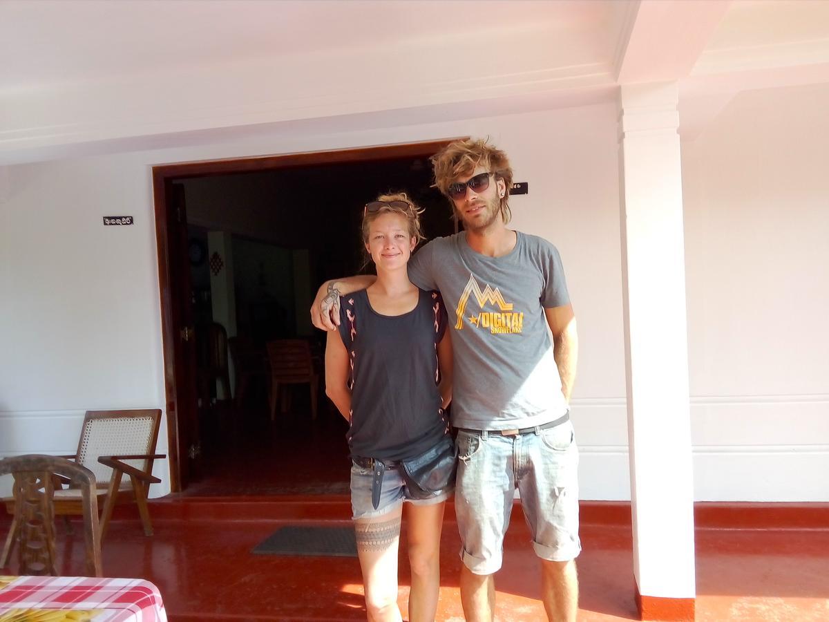 Ocean Edge Villa Midigama-Est Extérieur photo